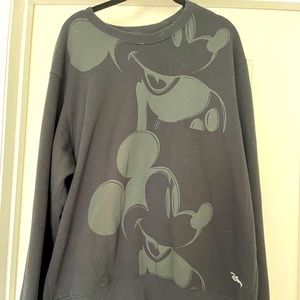 UT Mickey Mouse sweater